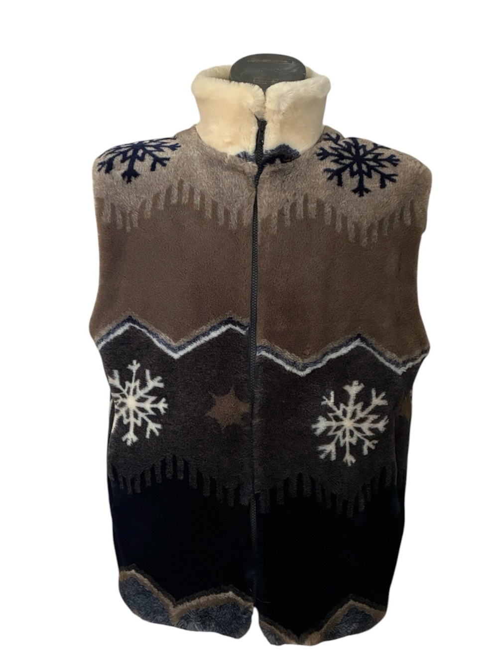 Men's Fleece Vest with Snowflake Pattern